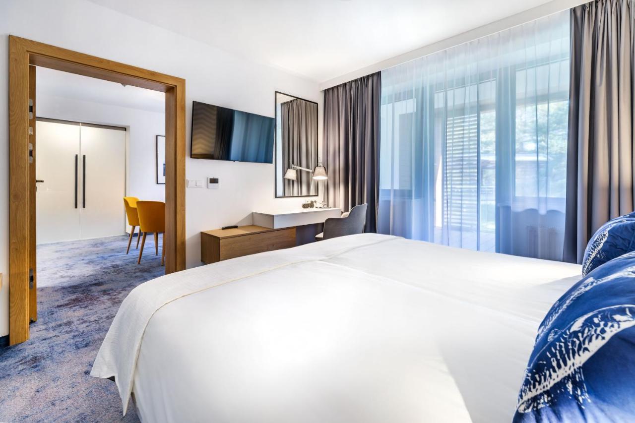 Best Western Hotel Jurata Esterno foto